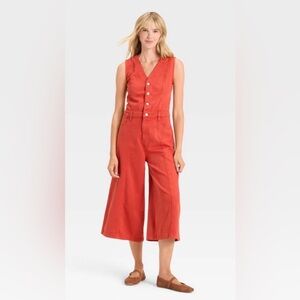 Universal Thread Red Jumpsuit Size 6 NWT